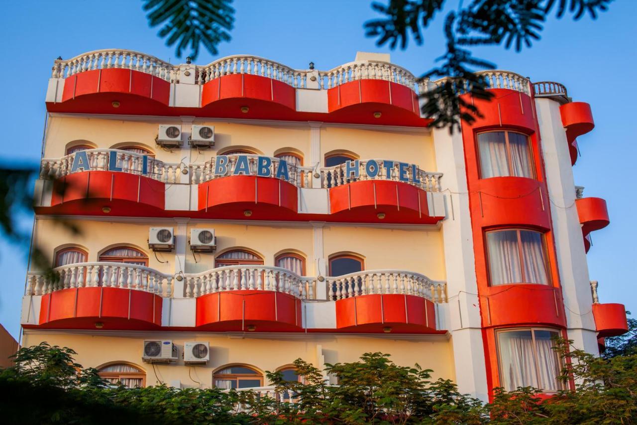 Ali Baba Safaga Hotel フルガダ エクステリア 写真